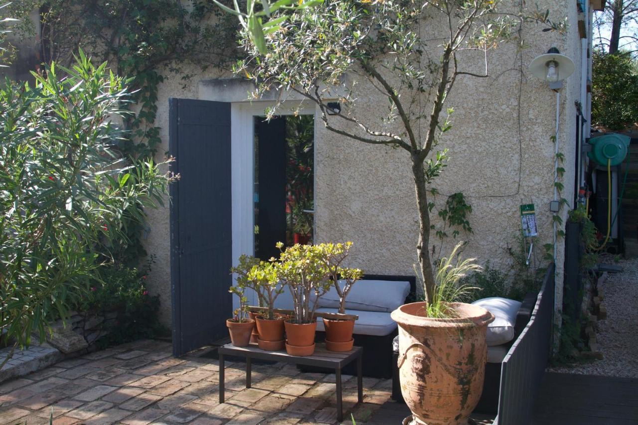 Inn 4 Bears Nîmes Exteriér fotografie